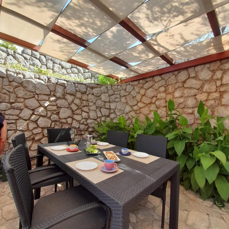 2-Bedroom Apartment 300M From Beach In Punat Εξωτερικό φωτογραφία
