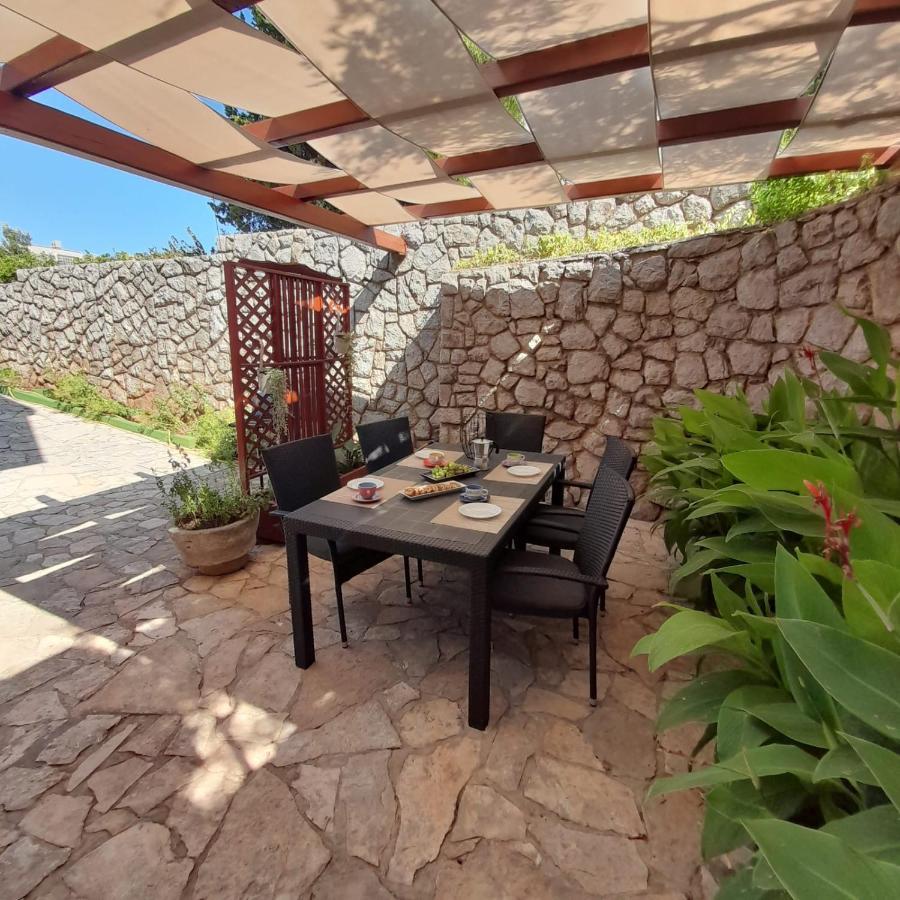 2-Bedroom Apartment 300M From Beach In Punat Εξωτερικό φωτογραφία