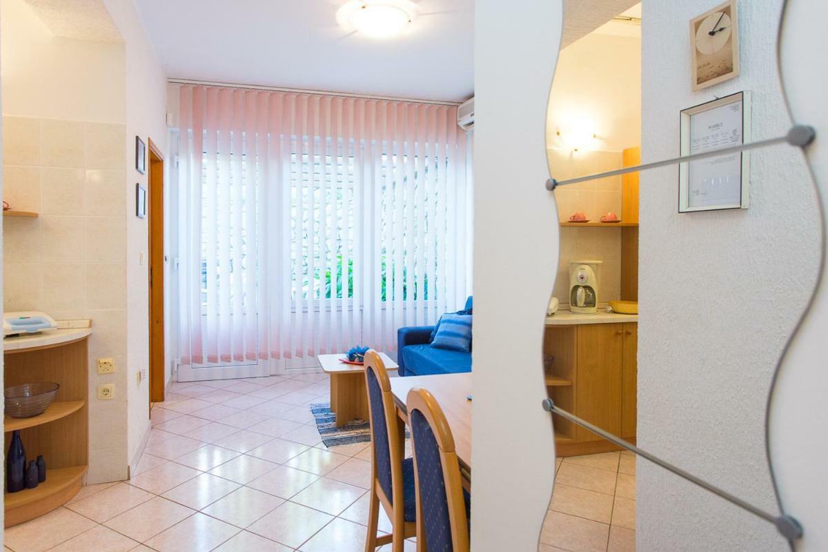 2-Bedroom Apartment 300M From Beach In Punat Εξωτερικό φωτογραφία
